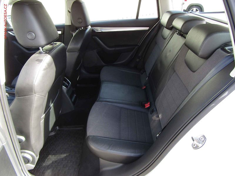 Škoda Octavia (2014) 2.0 TDi, 2.maj, AC, bixen - fotka 10 z 20