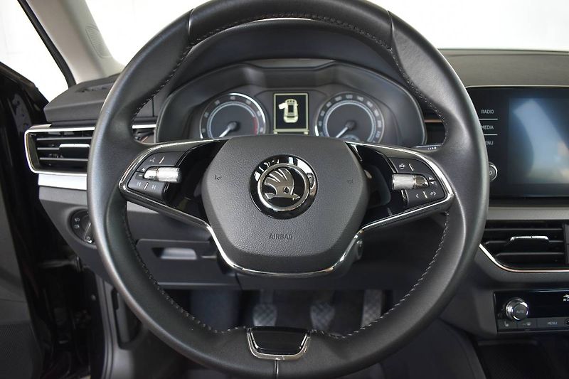 Škoda Kamiq (2022) Style 1.5TSI 110kW - fotka 17 z 24