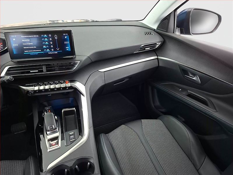 Peugeot 5008 (2021) PureTech 130 - fotka 8 z 17