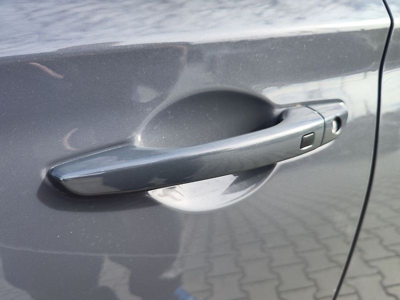 Hyundai i30 1.5 T-GDI/103kW N-Line DCT - fotka 10 z 34