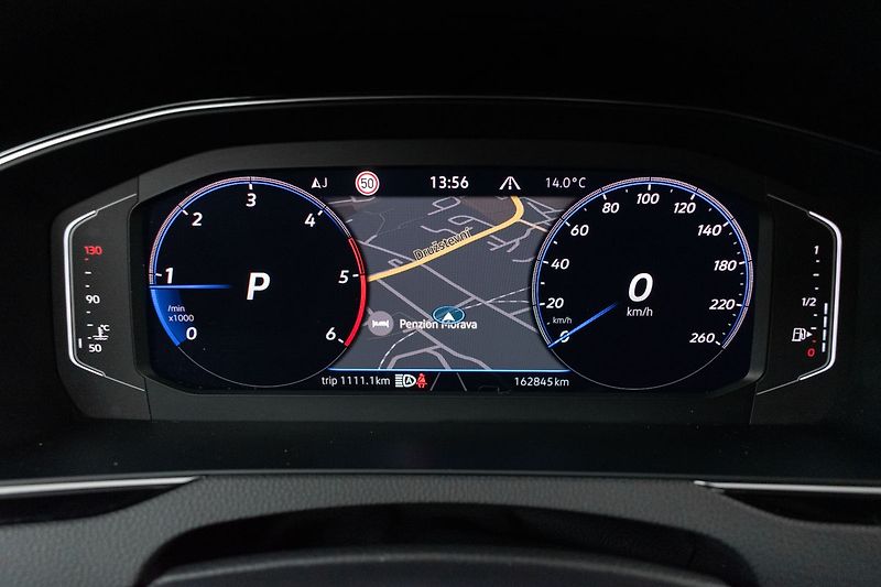 Volkswagen Passat 2.0TDI 147 R-LINE*TAŽNÉ*DPH*ČR - fotka 8 z 45