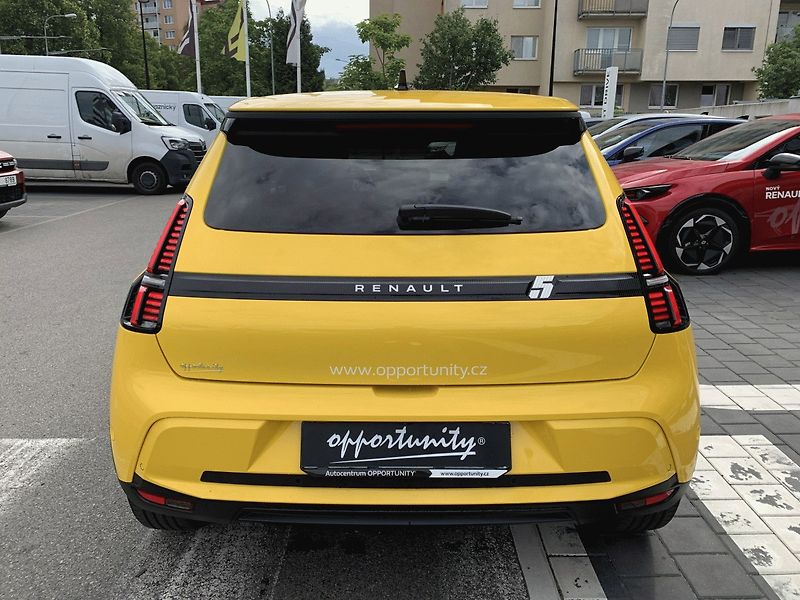Renault 5 E-TECH (2026) Techno 150 k comfort range - fotka 6 z 15