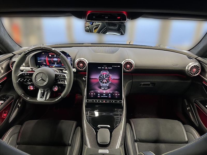 Mercedes-Benz SL Mercedes-AMG 63 4MATIC+ - fotka 13 z 24
