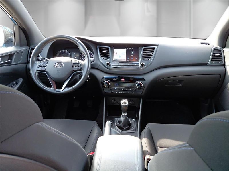 Hyundai Tucson 1,6   1.6T-GDI Trikolor GO - fotka 21 z 24