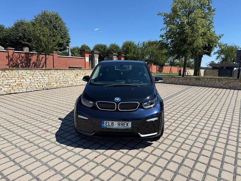 BMW i3 i3S 135KW ELEKTRO - fotka 2 z 20