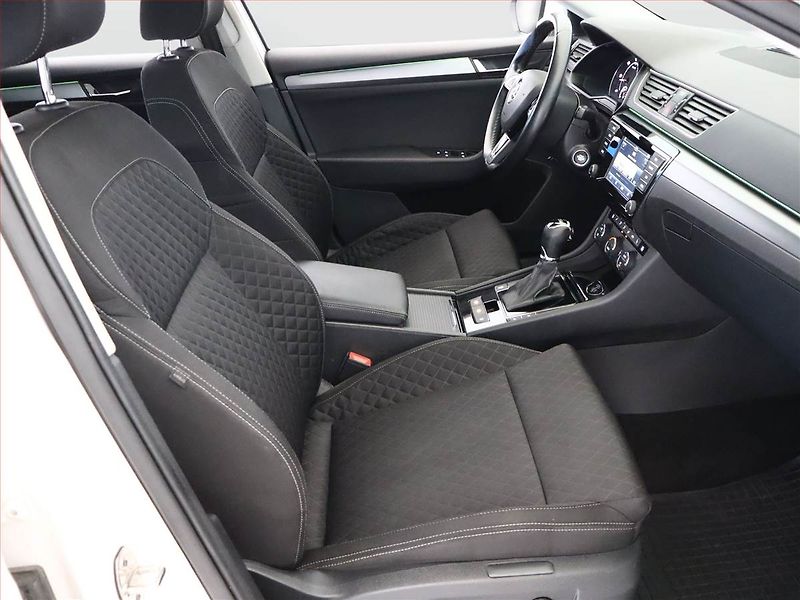Škoda Superb (2016) Style 2.0 TDI, Automat, Navi - fotka 7 z 18