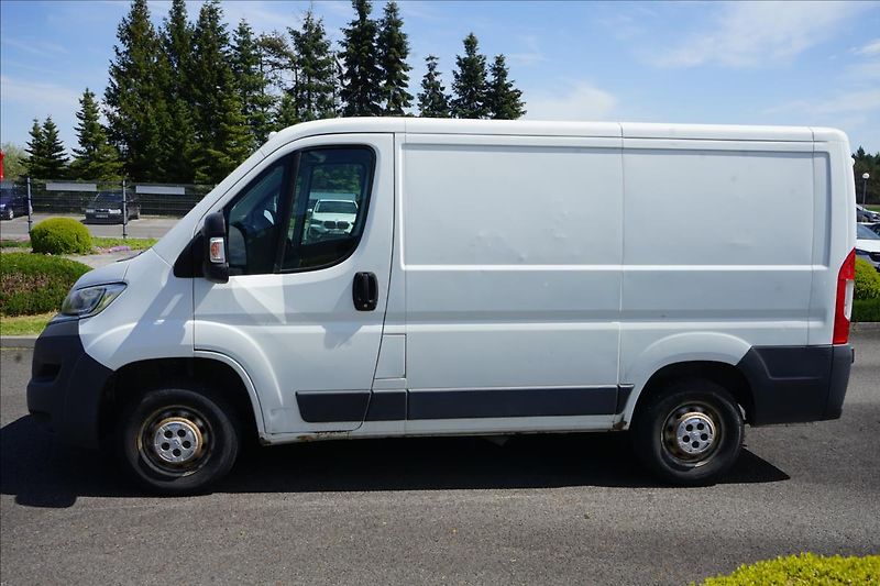Citroën Jumper 2,0 BlueHDi  L1H1 tažné - fotka 2 z 18