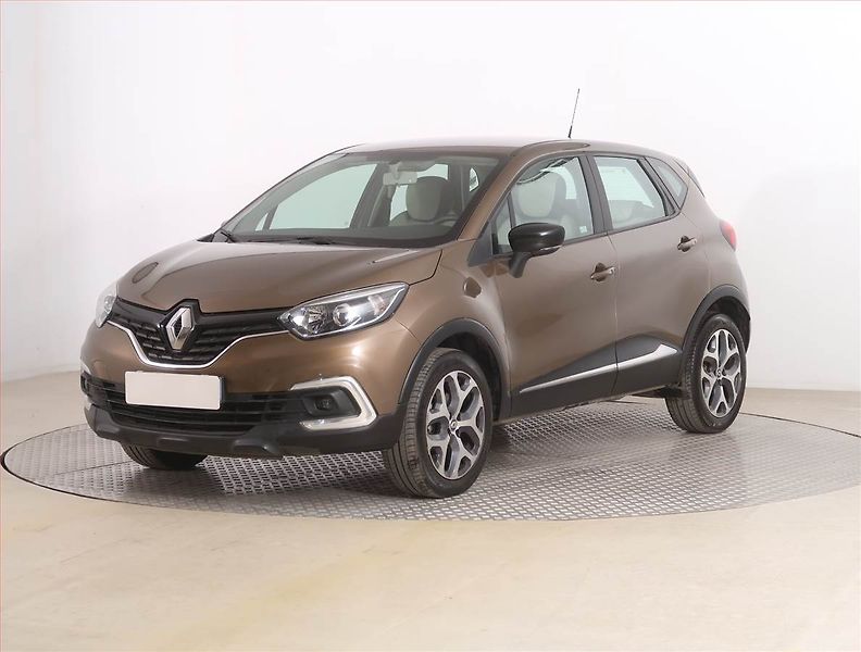 Renault Captur (2017) 1.2 TCe, Navi, Tempomat - fotka 2 z 17