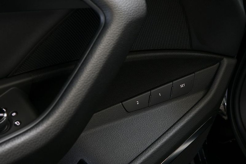 Audi e-tron 55 300kW Matrix Tažné ZÁRUKA - fotka 18 z 43