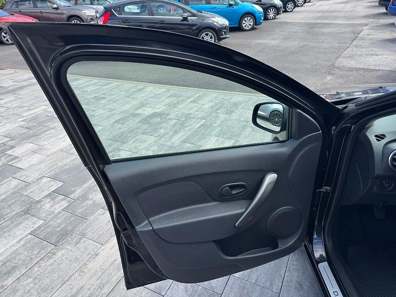 Dacia Logan (2015) MCV 1.5dCi 66kW - fotka 9 z 31