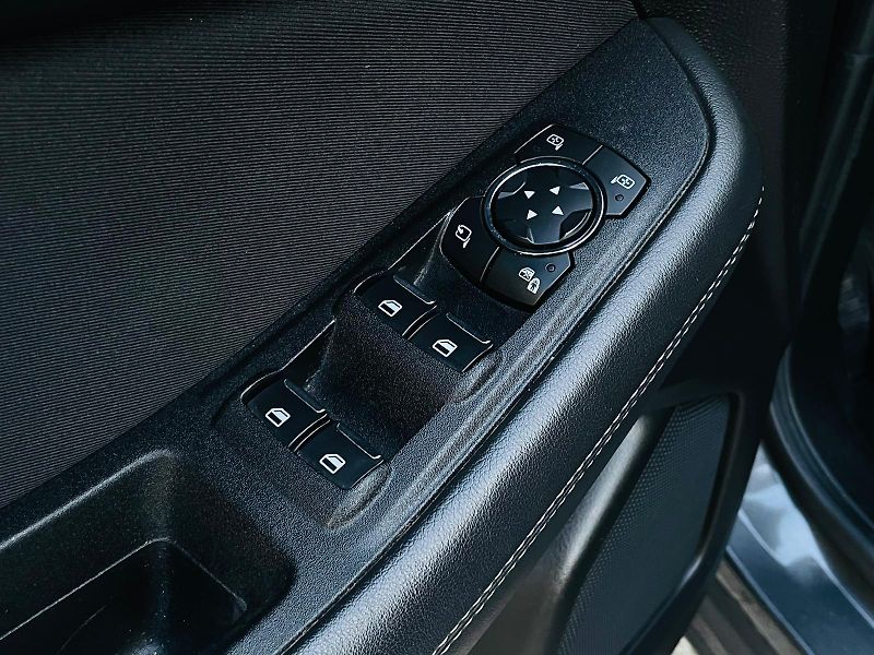 Ford S-MAX 2.0TDCi MANUÁL SERVISKA TAŽNÉ - fotka 31 z 46