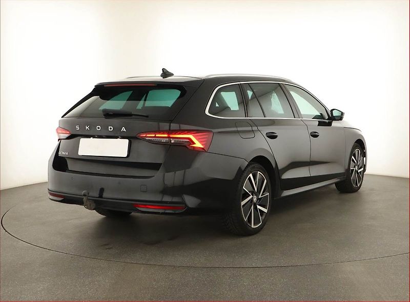 Škoda Octavia (2024) 2.0 TDI - fotka 5 z 19