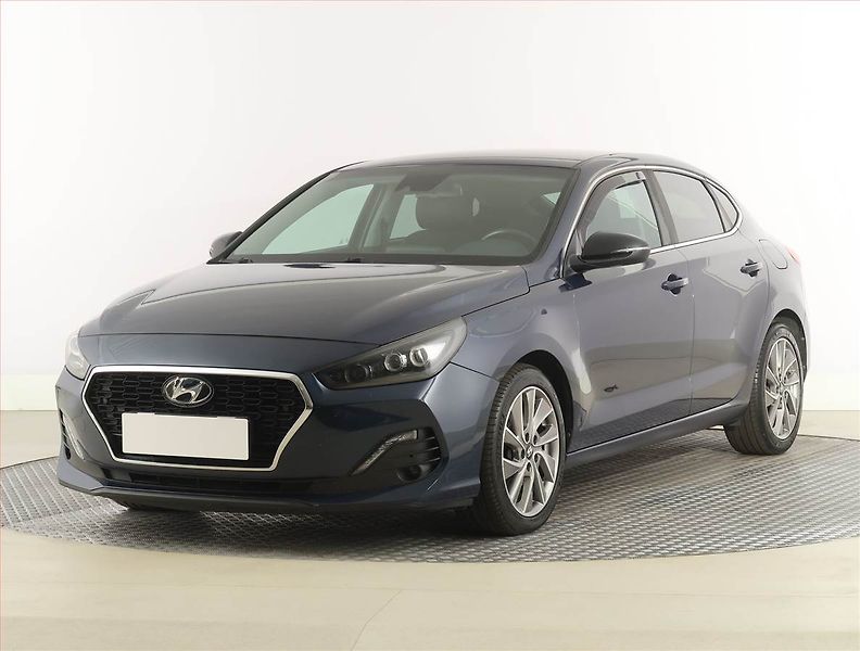 Hyundai i30 (2019) Style 1.6 CRDi, Automat - fotka 2 z 23