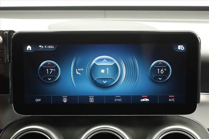 Mercedes-Benz GLC (2019) 200 - fotka 13 z 20