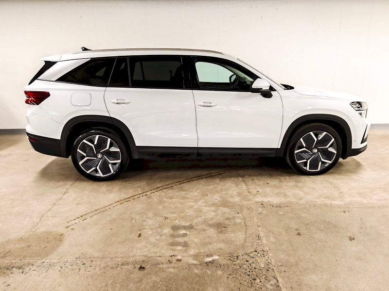 Škoda Kodiaq (2024) iV 1.5 TSI 150 kW DSG Exclusiv - fotka 29 z 34