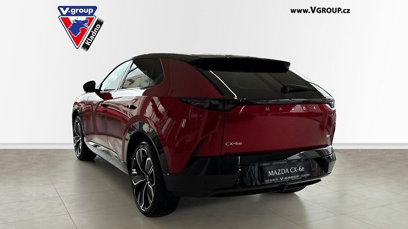 Mazda CX-6e (2026) Takumi černá kůže 21´´ kola - fotka 3 z 25