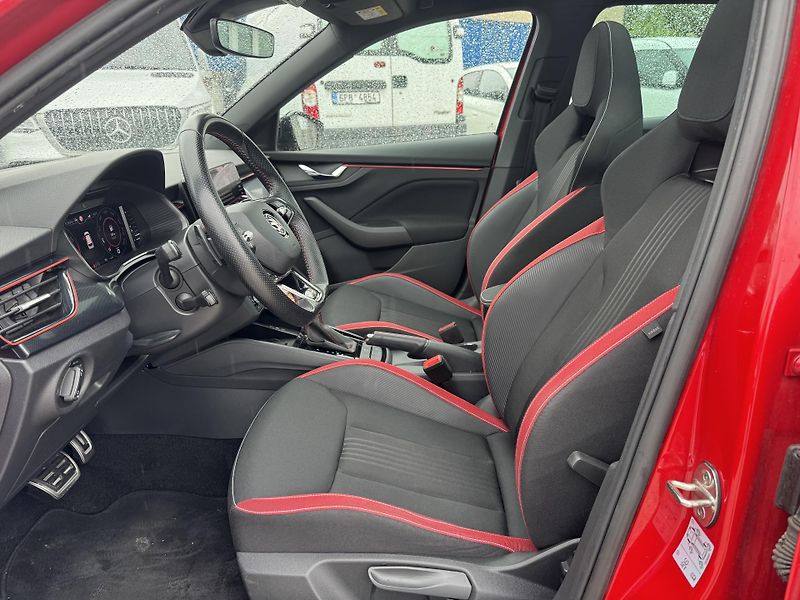 Škoda Kamiq (2021) 1.5TSi 110Kw DSG Monte Carlo - fotka 12 z 25