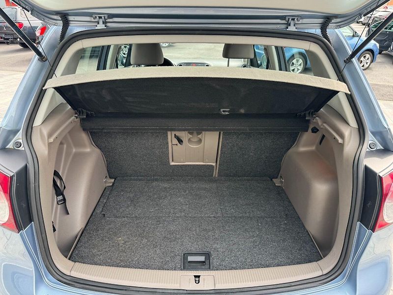Volkswagen Golf Plus (2010) Rabbit 1.2 TSI 63kW - fotka 21 z 35