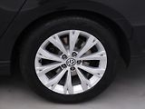 Volkswagen Passat 2,0 TDI 110kW Comfortline Navi - náhled 24