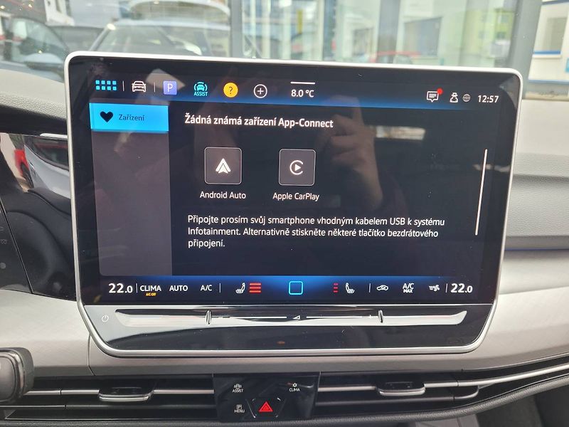 Volkswagen Golf (2025) 1.5 TSI People - fotka 25 z 54