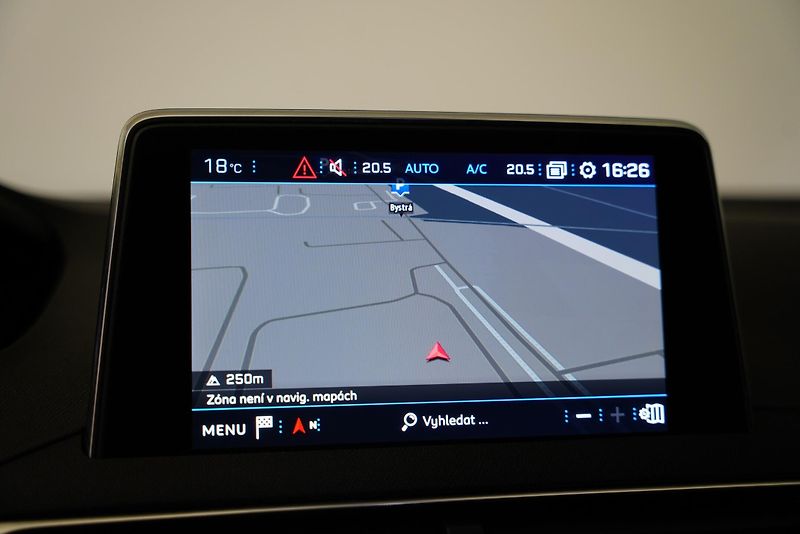 Peugeot 3008 - fotka 21 z 27