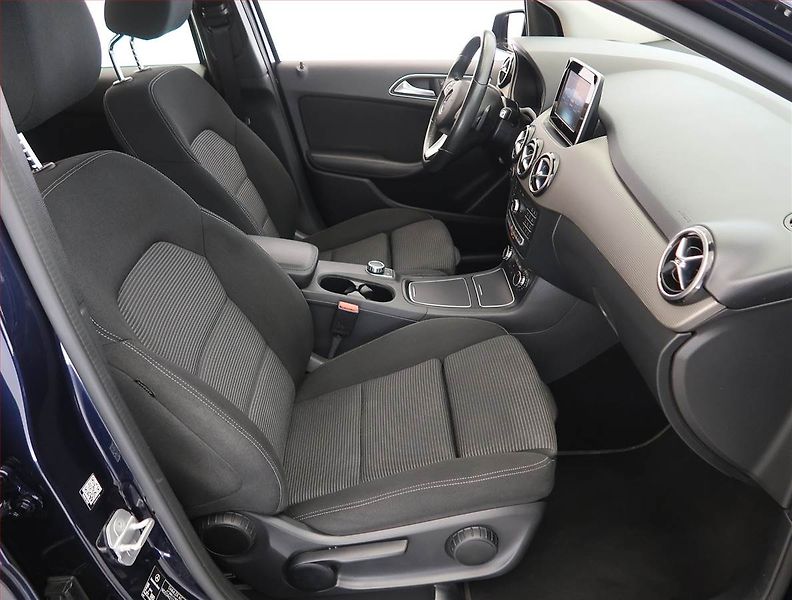 Mercedes-Benz Třídy B (2017) B 180 CDI, Automat, Serv.kniha - fotka 9 z 22