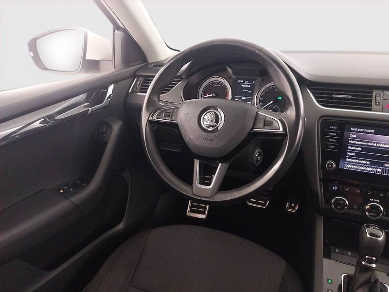 Škoda Octavia (2017) 1.4 TSI, Automat, Navi - fotka 7 z 25