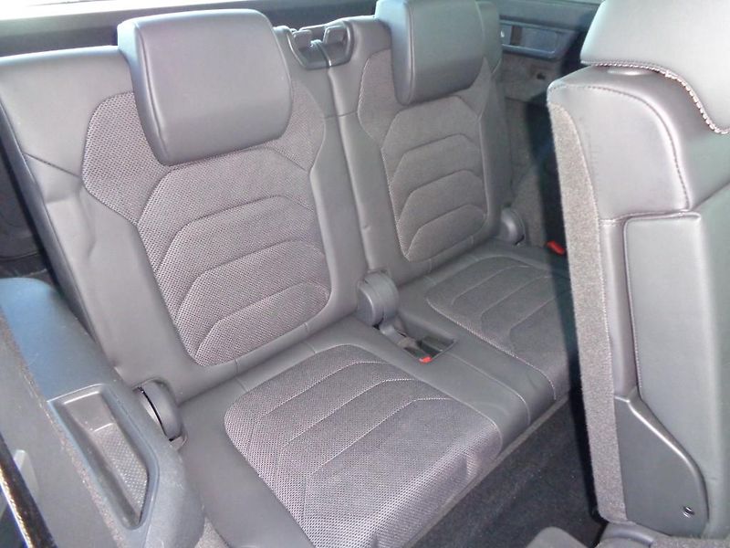 Škoda Kodiaq 2,0TDI DSG 4x4 STYLE PLUS 110 - fotka 26 z 30