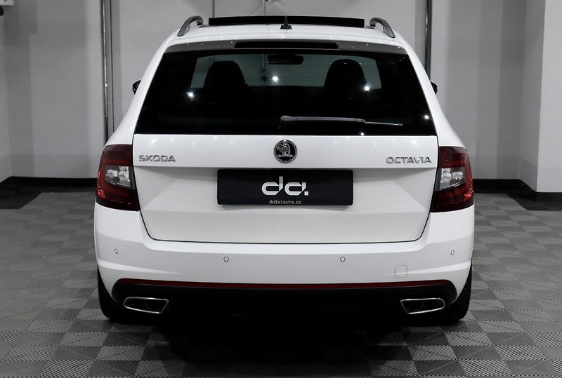 Škoda Octavia 3 FL Combi 2.0 TSI 169 kW RS - fotka 7 z 42