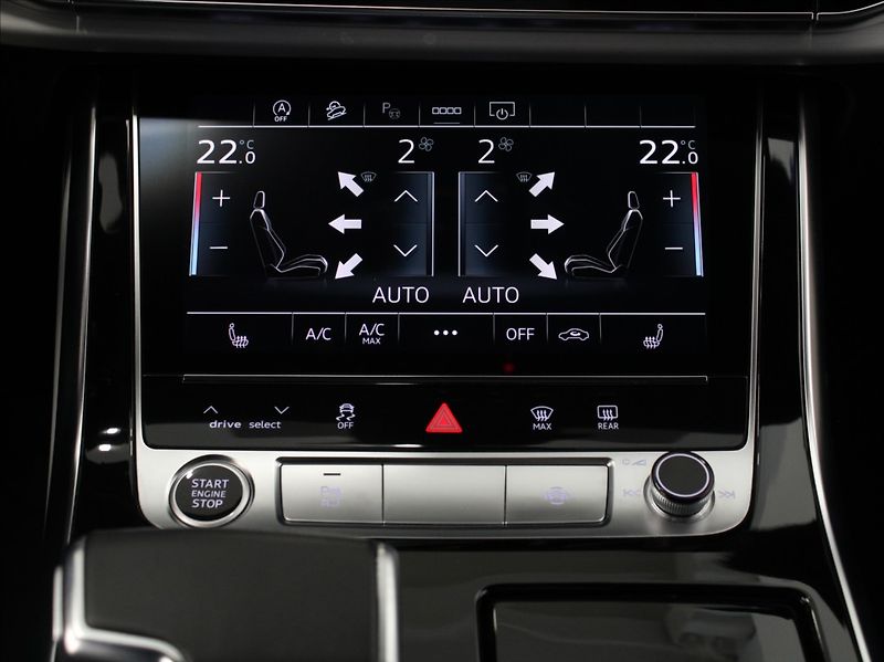 Audi Q7 3,0 50TDi S-Line 44tkm. ČR - fotka 16 z 31