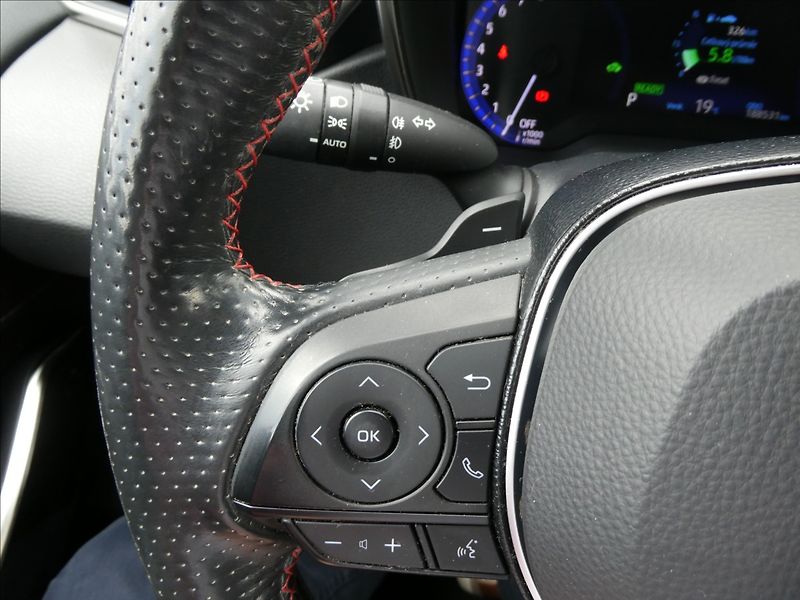 Toyota Corolla 2,0 Hybrid e-CVT GR Sport 112k - fotka 34 z 44