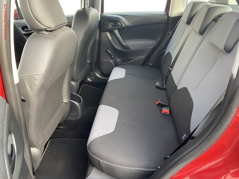 Citroën C3 (2016) 1.2 VTi, Klima - fotka 9 z 15