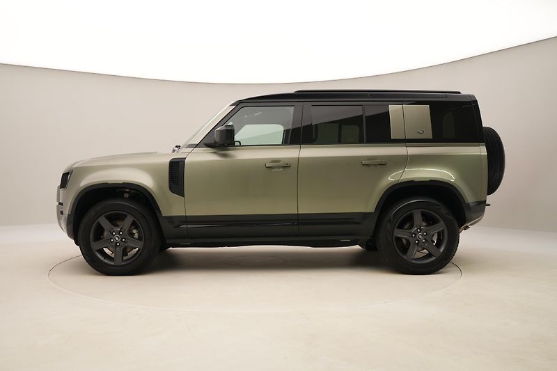 Land Rover Defender D250 X-DYNAMIC SE AWD AUT - fotka 9 z 48