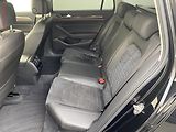 Volkswagen Passat (2019) 2.0 TDi, Highline, navi - náhled 10