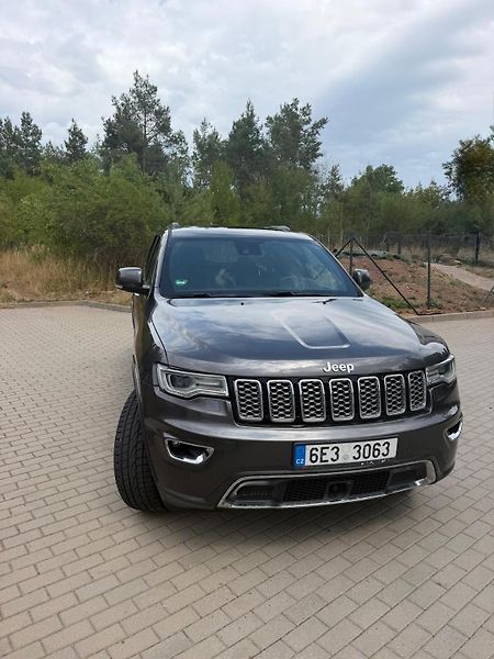Jeep Grand Cherokee 3.0 D - fotka 4 z 28