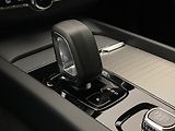 Volvo XC60 B4 AWD DARK PLUS AUT CZ - náhled 28