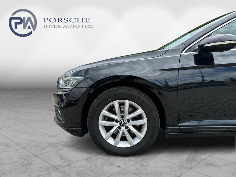 Volkswagen Passat 2.0TDI 110kW DSG BUSINESS PREM - fotka 9 z 19