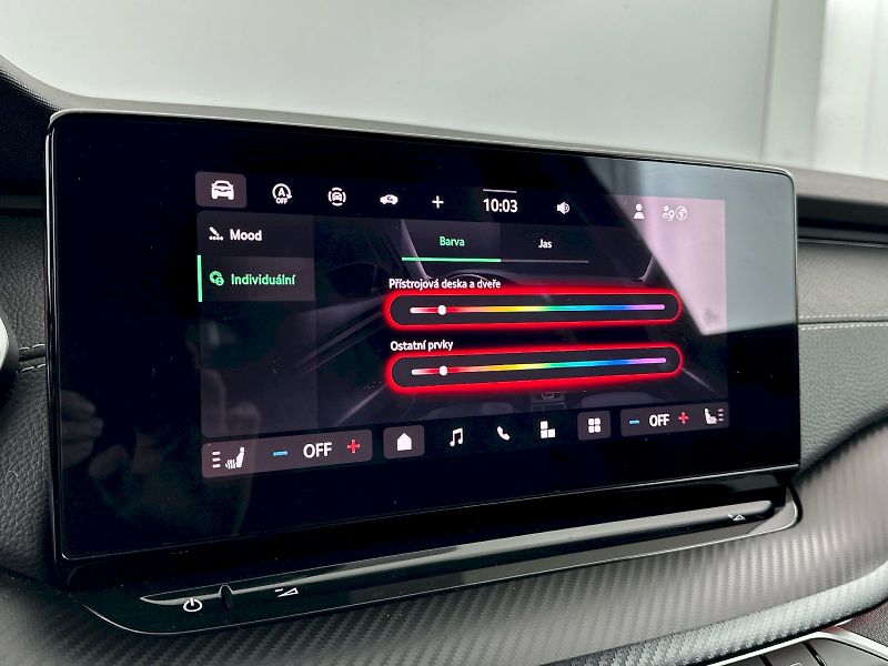 Škoda Octavia (2025) Combi DSG 1.5TSI 110kW SportLi - fotka 19 z 33