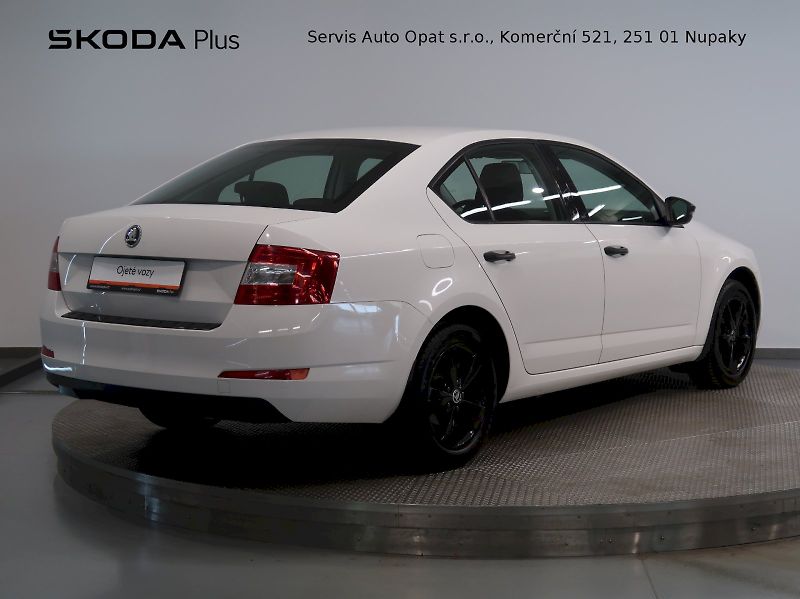 Škoda Octavia (2016) ACTIVE 1.6TDI 81KW SERVIS ROZV - fotka 2 z 25