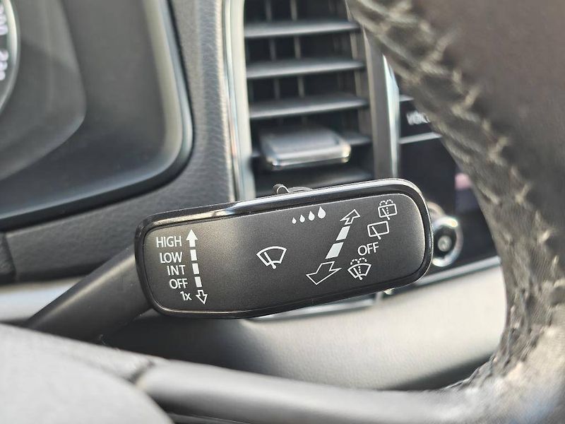 Škoda Karoq Ambition 1,5TSI - fotka 14 z 23