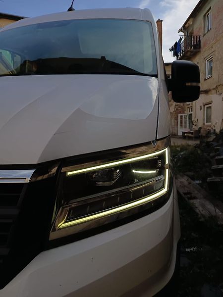 Volkswagen Crafter (2019) Perfektní stav - fotka 2 z 19