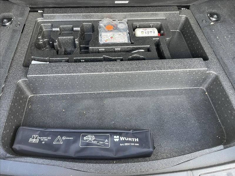 Land Rover Range Rover Evoque 2,0 D150 110kw Manual LED - fotka 10 z 33