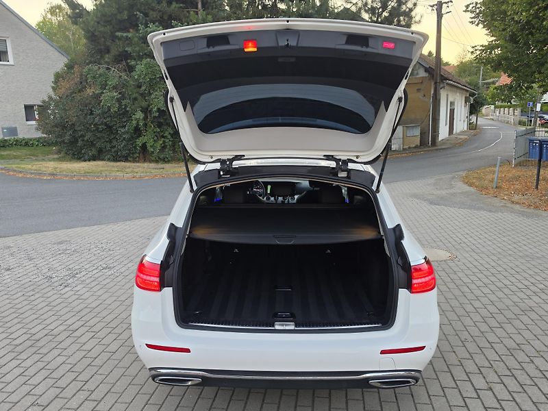 Mercedes-Benz Třídy E 2.2CDi 143kW AVANTGARDE*7-MÍST - fotka 34 z 54