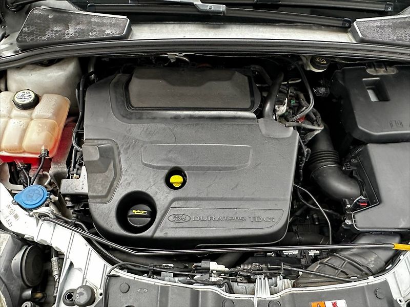 Ford Focus 2,0 2.0TDCi 85kW AUTOMAT - fotka 39 z 39