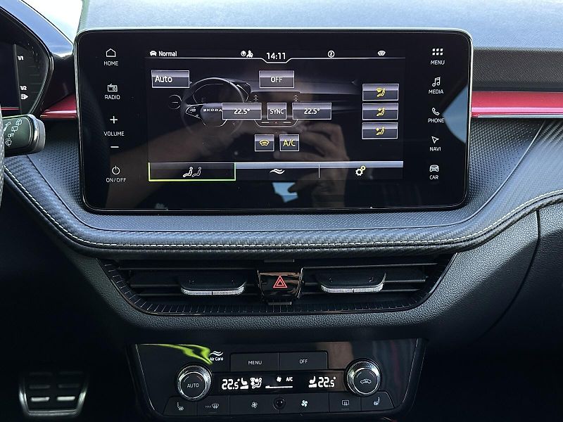 Škoda Fabia 1.5TSi DSG Monte Carlo 150PS K - fotka 25 z 45