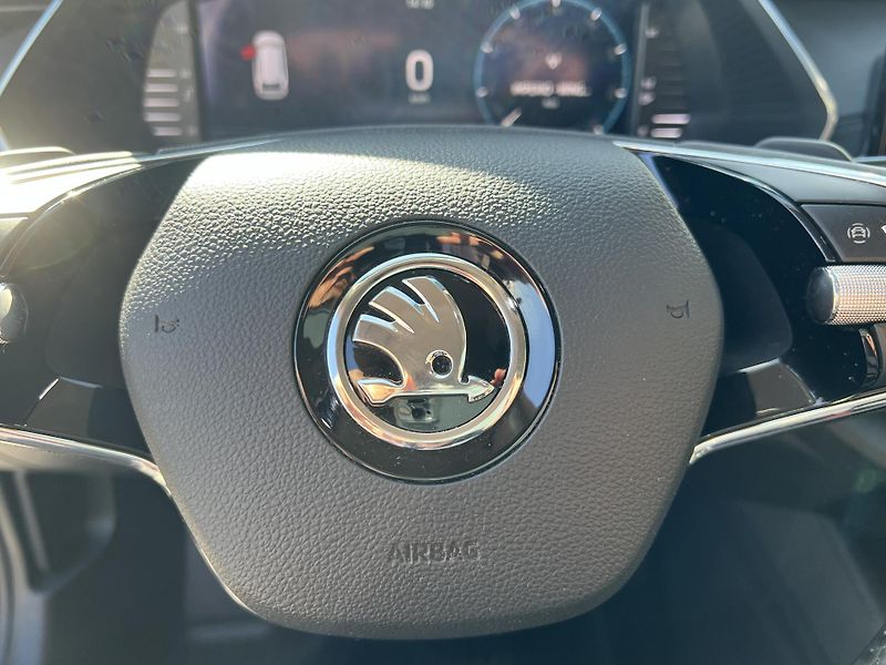 Škoda Octavia (2021) 2,0TDi 110kW AMBITION DSG 4x4 - fotka 18 z 41