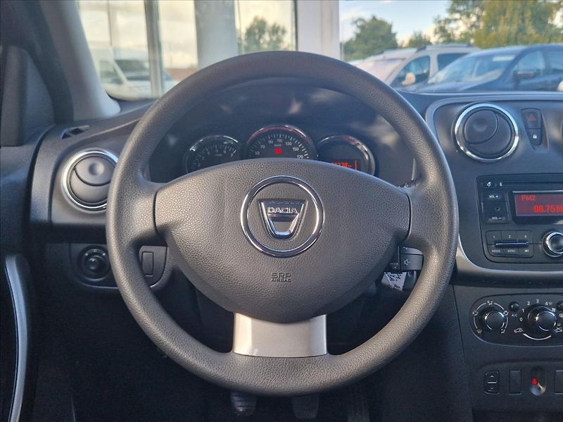 Dacia Logan 1,2 i 54kW SENZORY HEZKÝNÁJEZD - fotka 20 z 33