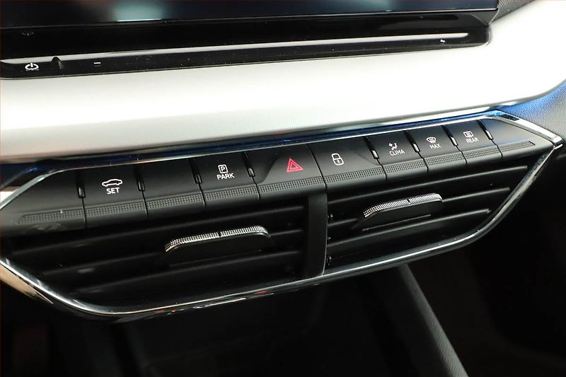 Škoda Octavia (2023) Style Plus 2.0 TDI - fotka 16 z 20