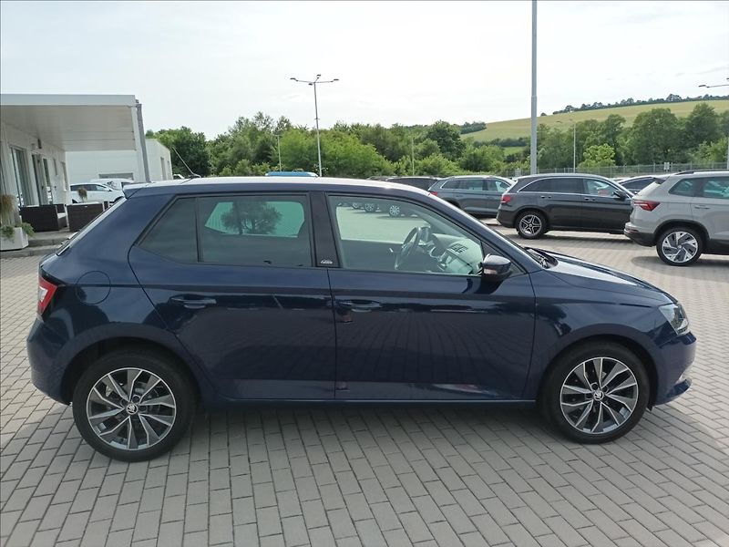 Škoda Fabia 1,2 TSI,66KW,1MAJ,AMBI,KOLA - fotka 4 z 45