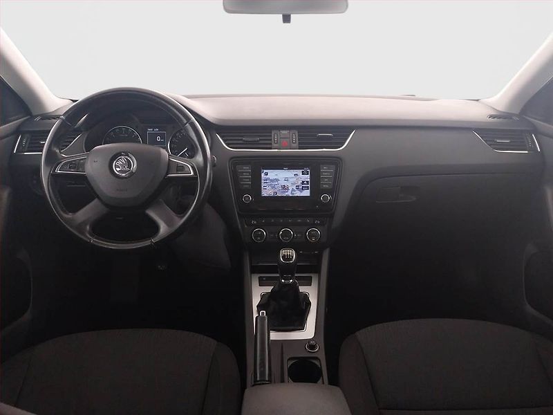 Škoda Octavia (2014) Style 2.0 TDI, Serv.kniha - fotka 8 z 18